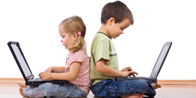 Riesgos De Internet Y Las Redes Sociales Para Los Niños
